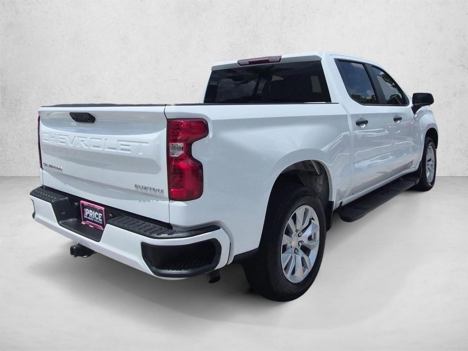 2023 Chevrolet Silverado 1500 Crew Cab Short Box 2-Wheel Drive Custom