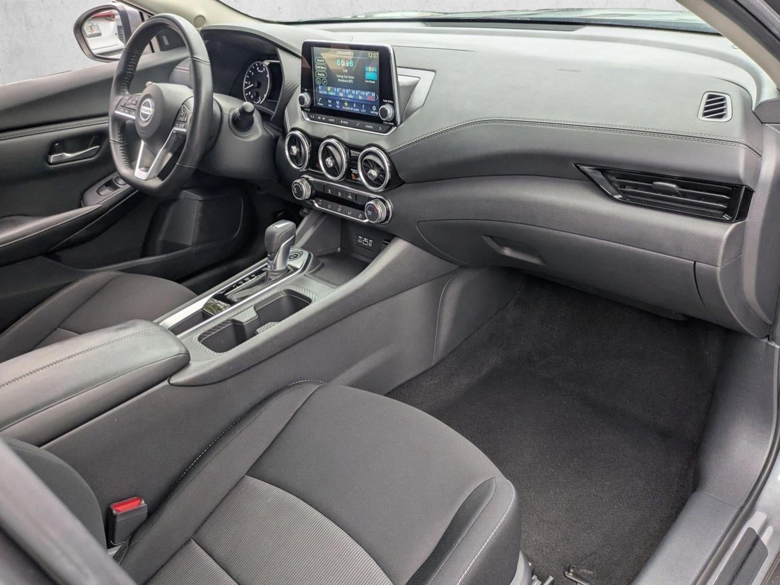 2022 Nissan Sentra SV CVT
