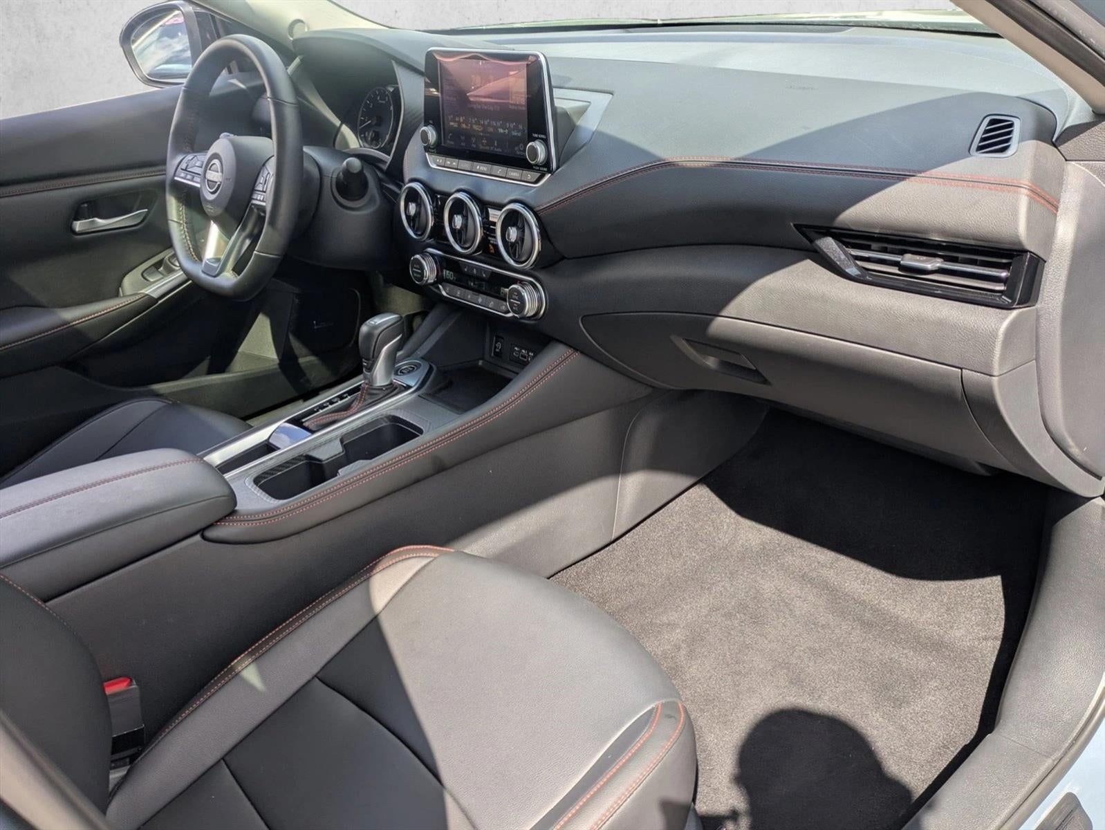 2025 Nissan Sentra SR CVT