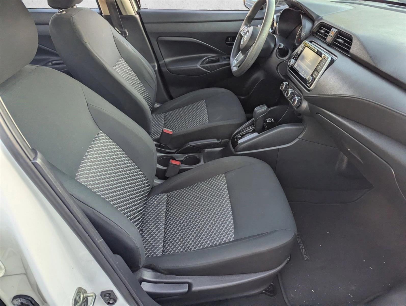 2021 Nissan Versa S CVT