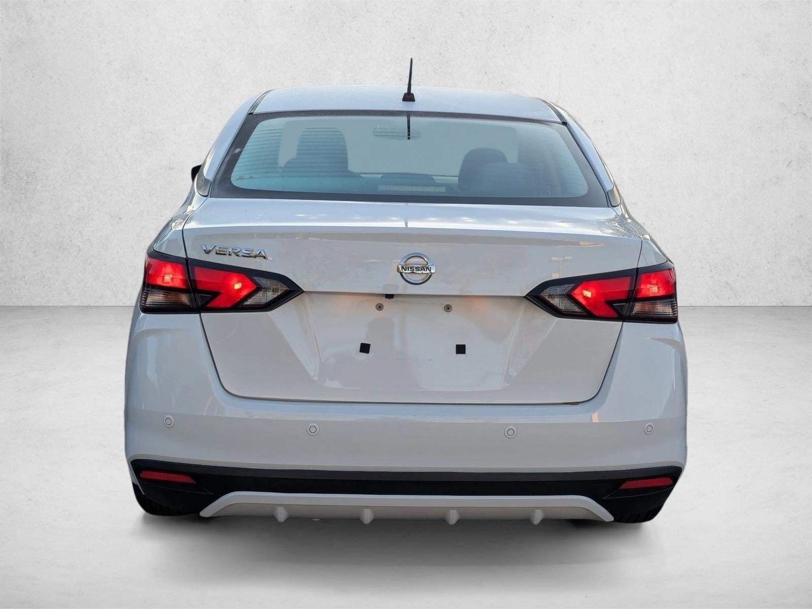 2021 Nissan Versa S CVT