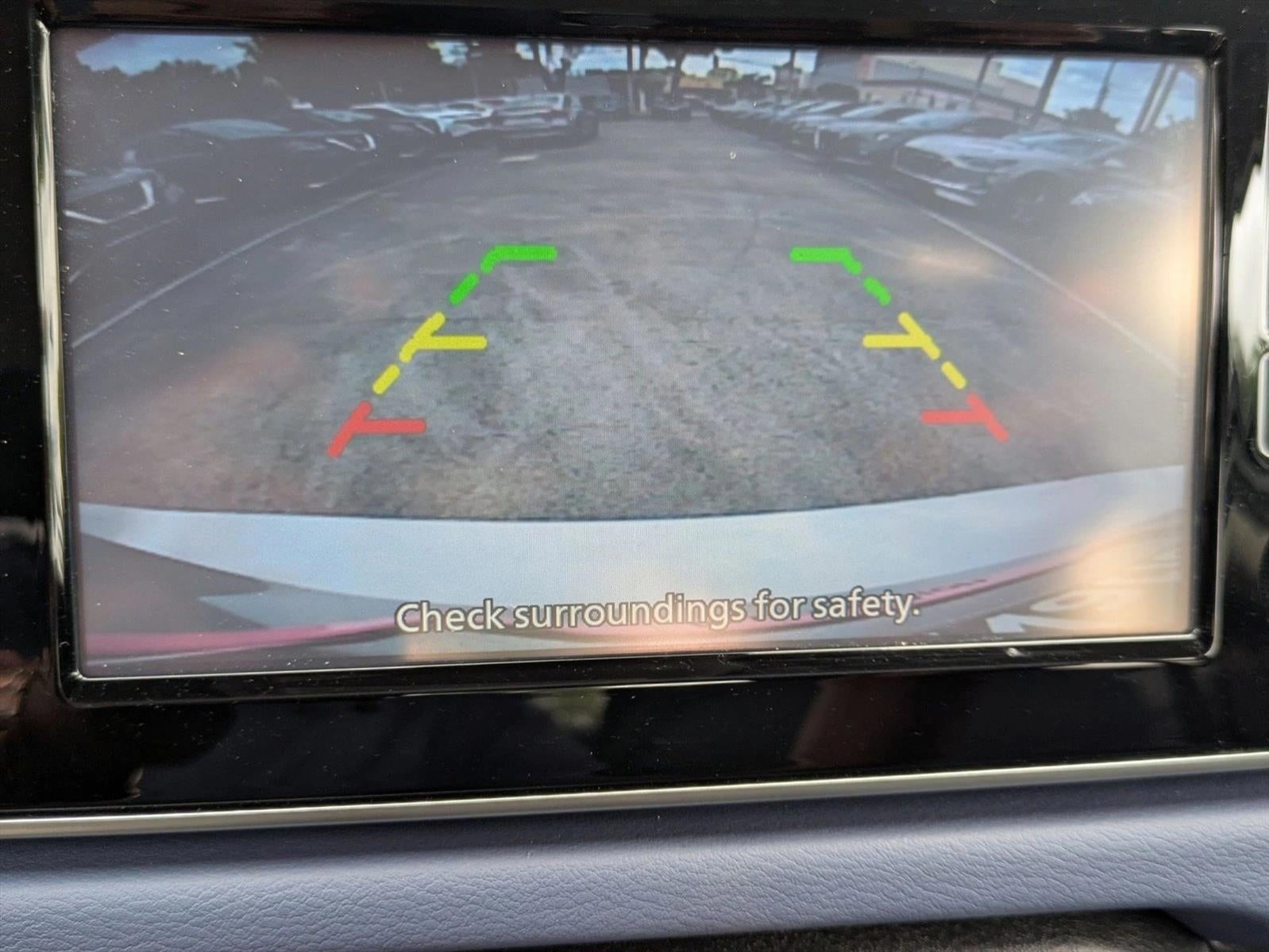 2023 Nissan Versa SV CVT