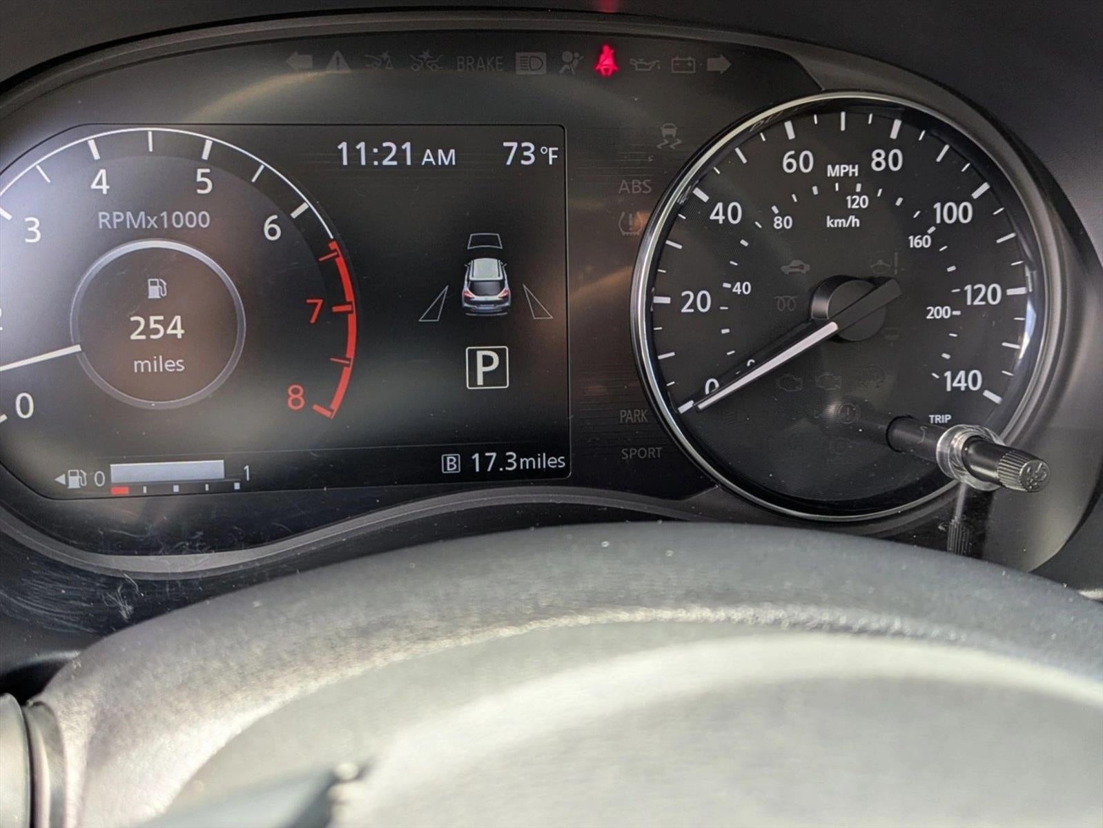 2023 Nissan Kicks SR FWD