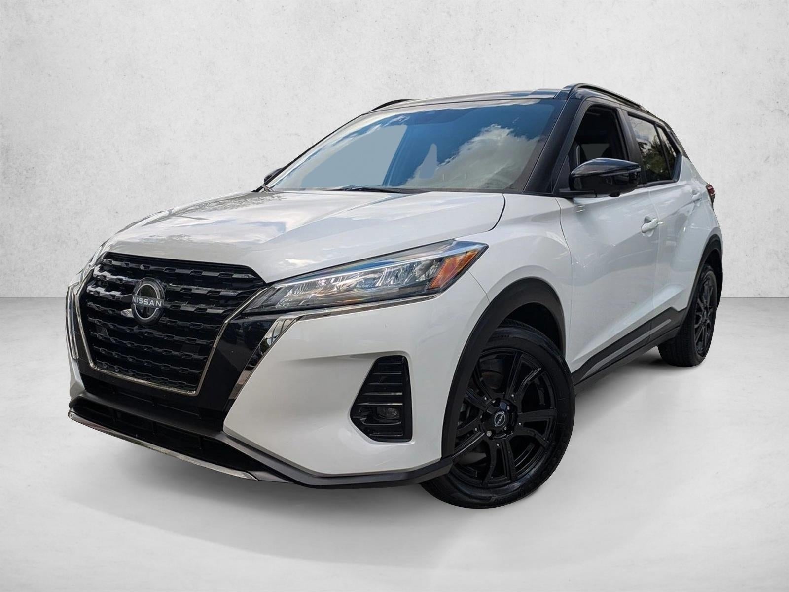 2023 Nissan Kicks SR FWD