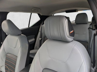 2023 Nissan Kicks SR FWD