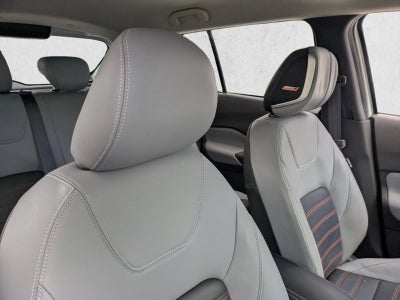 2023 Nissan Kicks SR FWD