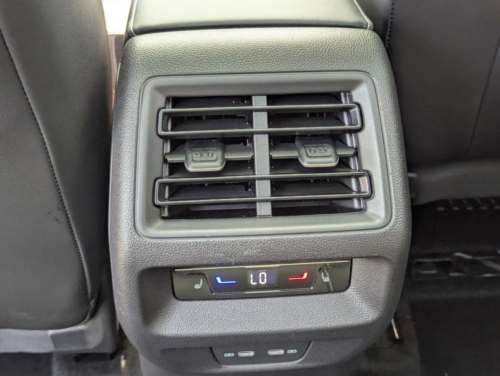 2025 Volkswagen Tiguan 2.0T SEL R-Line 4MOTION