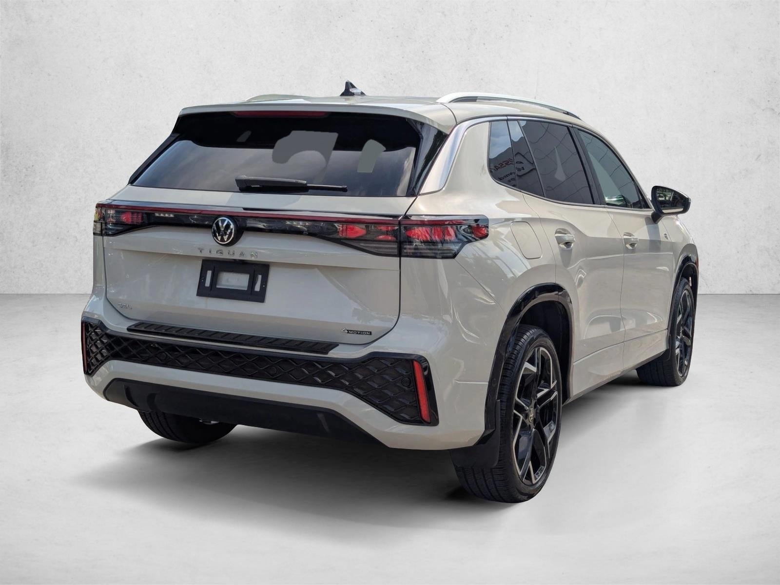 2025 Volkswagen Tiguan 2.0T SEL R-Line 4MOTION