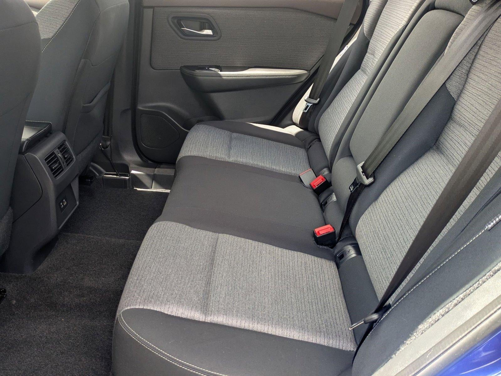 2023 Nissan Rogue FWD SV *Ltd Avail*