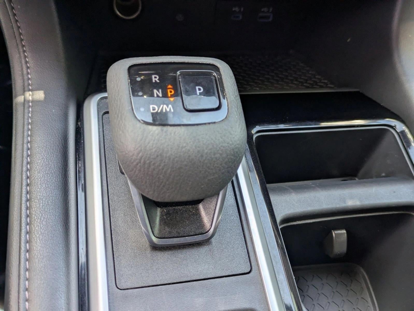 2024 Nissan Pathfinder SL 2WD
