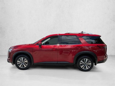 2024 Nissan Pathfinder SL 2WD