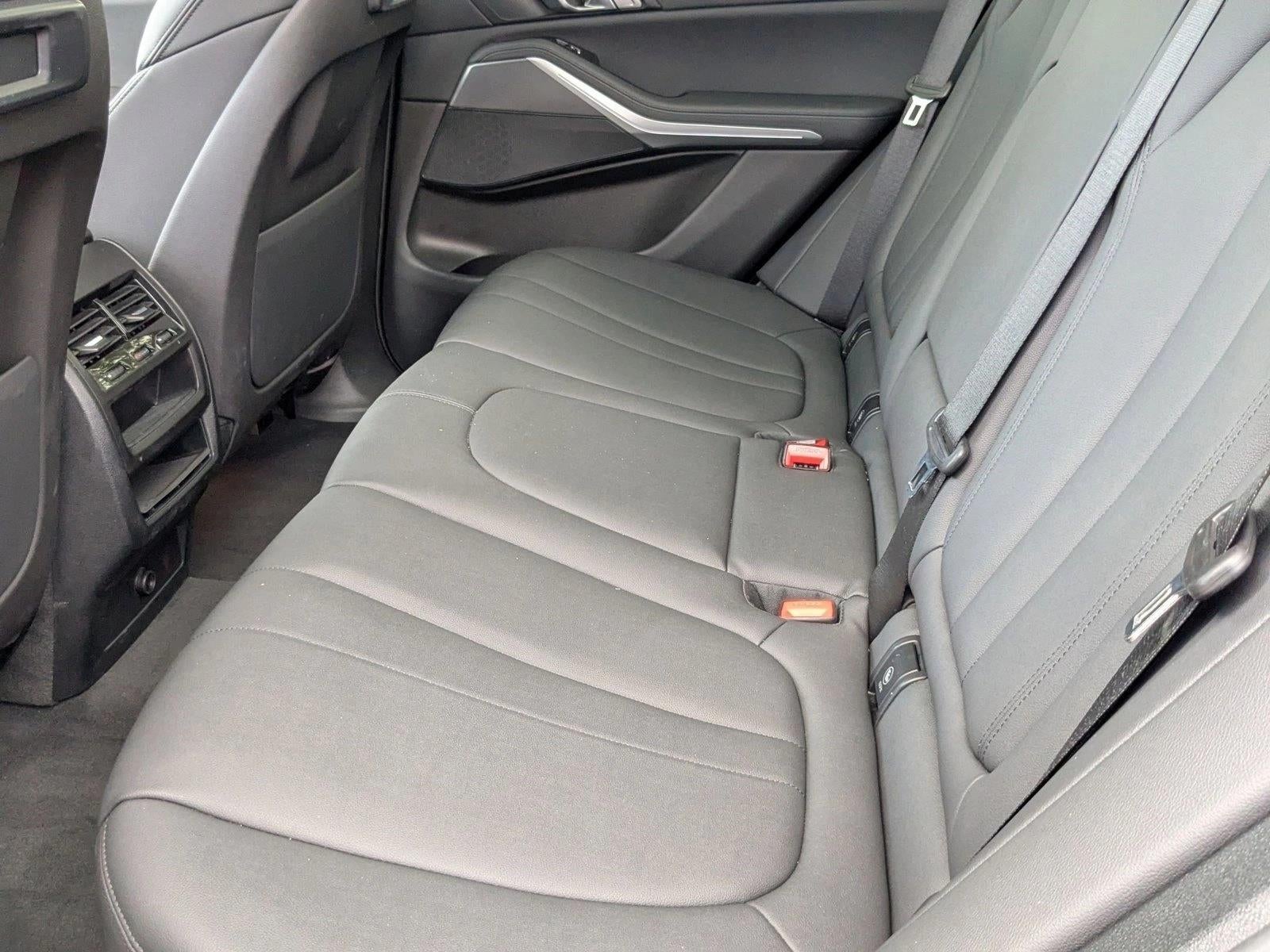 2022 BMW X5 sDrive40i Sports Activity Vehicle