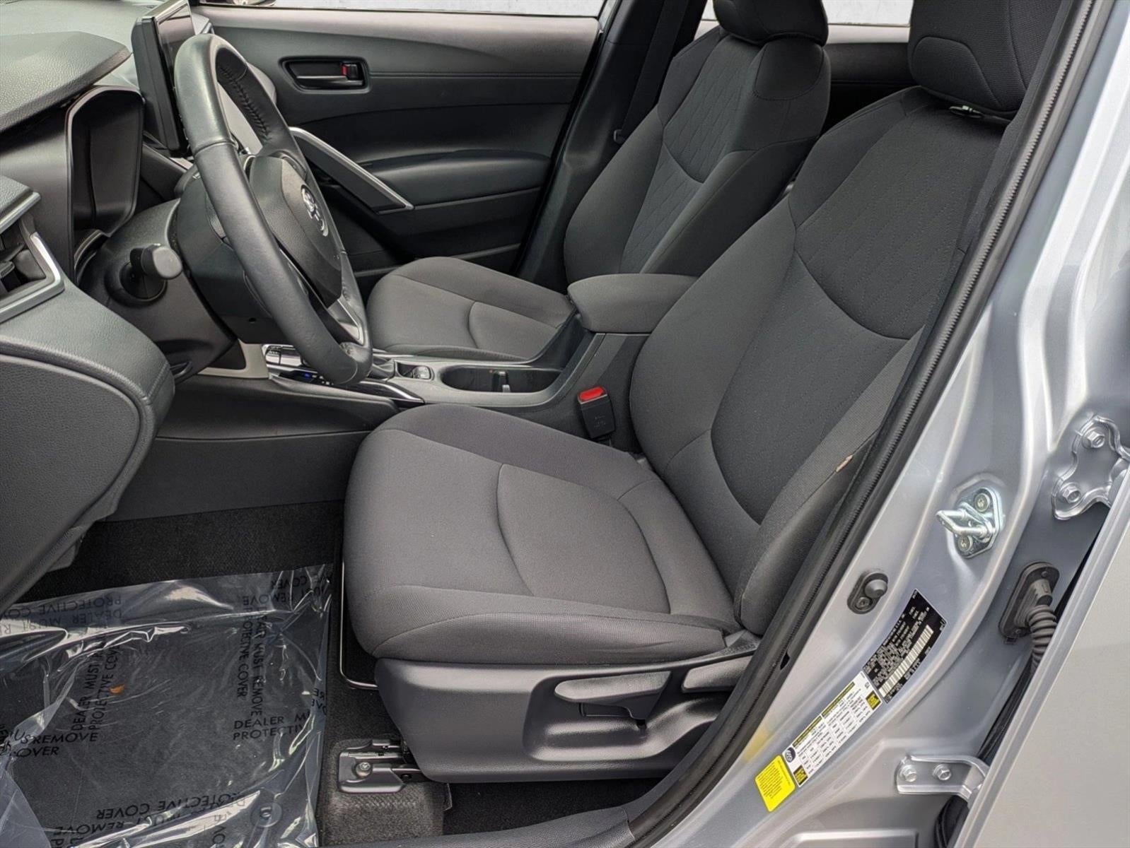 2024 Toyota Corolla Cross LE 2WD (Natl)
