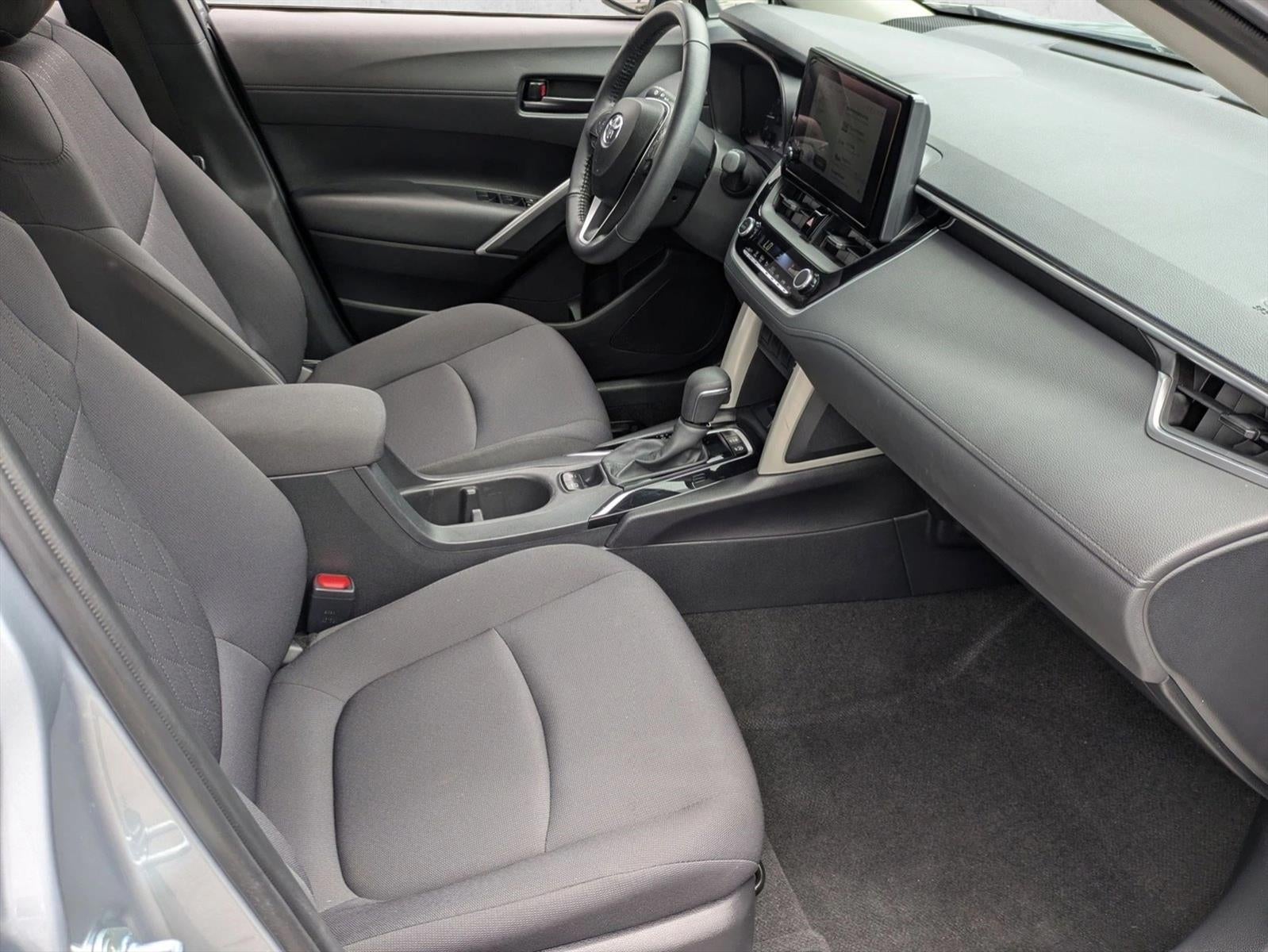 2024 Toyota Corolla Cross LE 2WD (Natl)