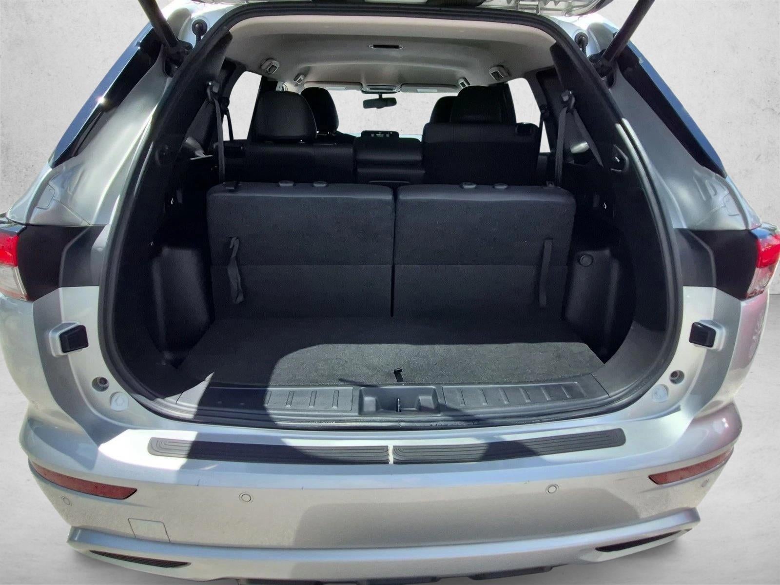 2023 Mitsubishi Outlander SEL FWD