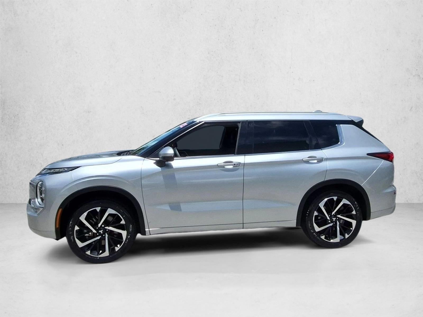 2023 Mitsubishi Outlander SEL FWD