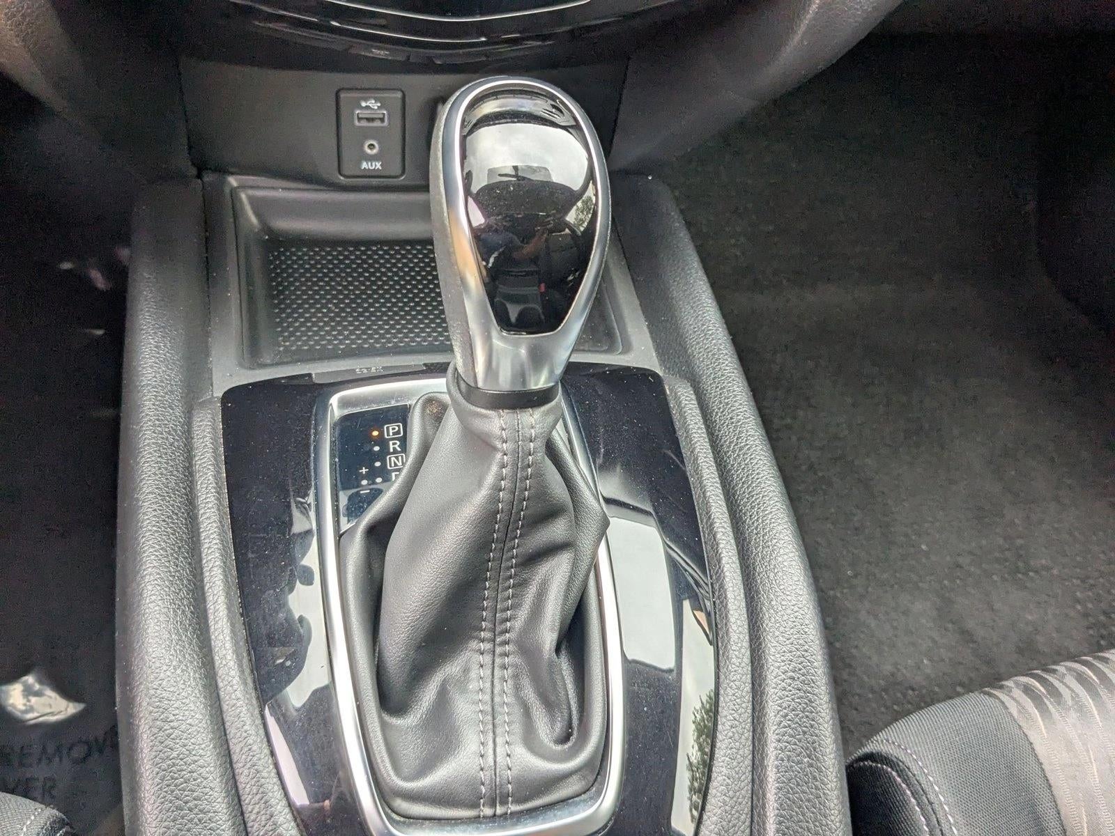 2017 Nissan Rogue FWD S