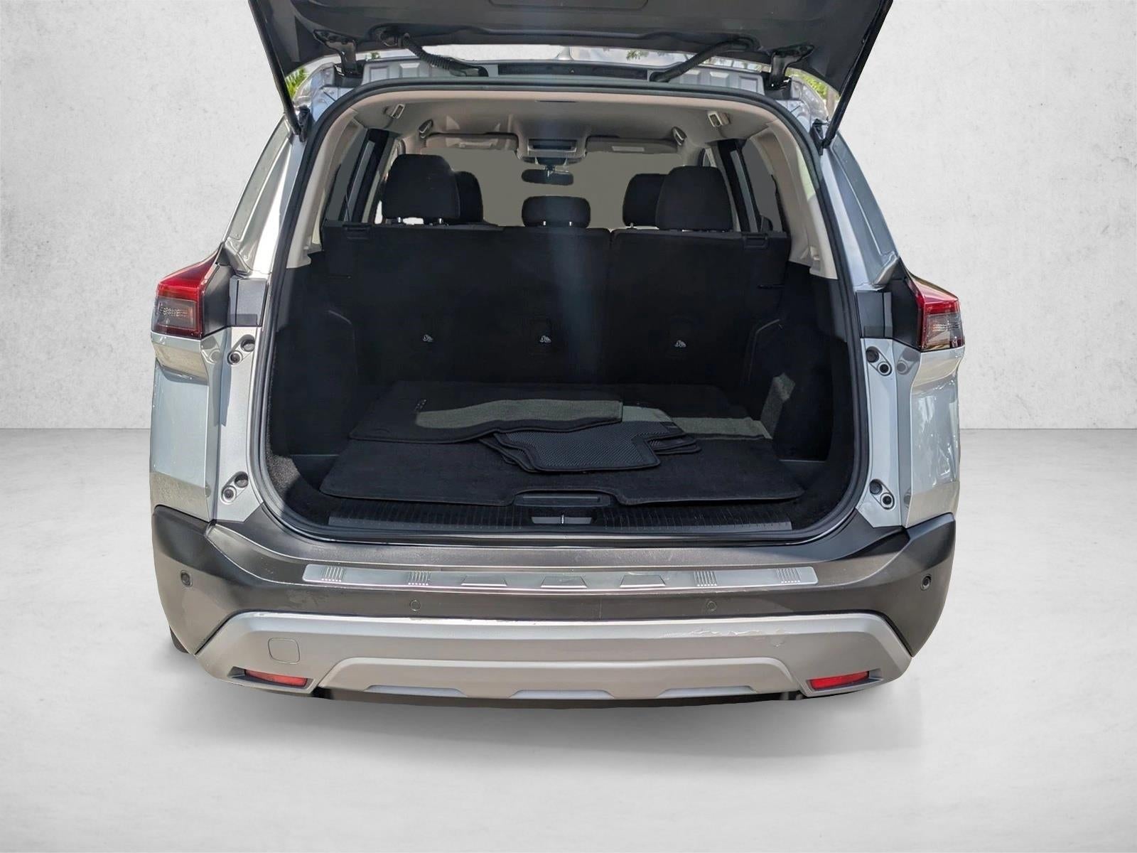 2021 Nissan Rogue FWD SV