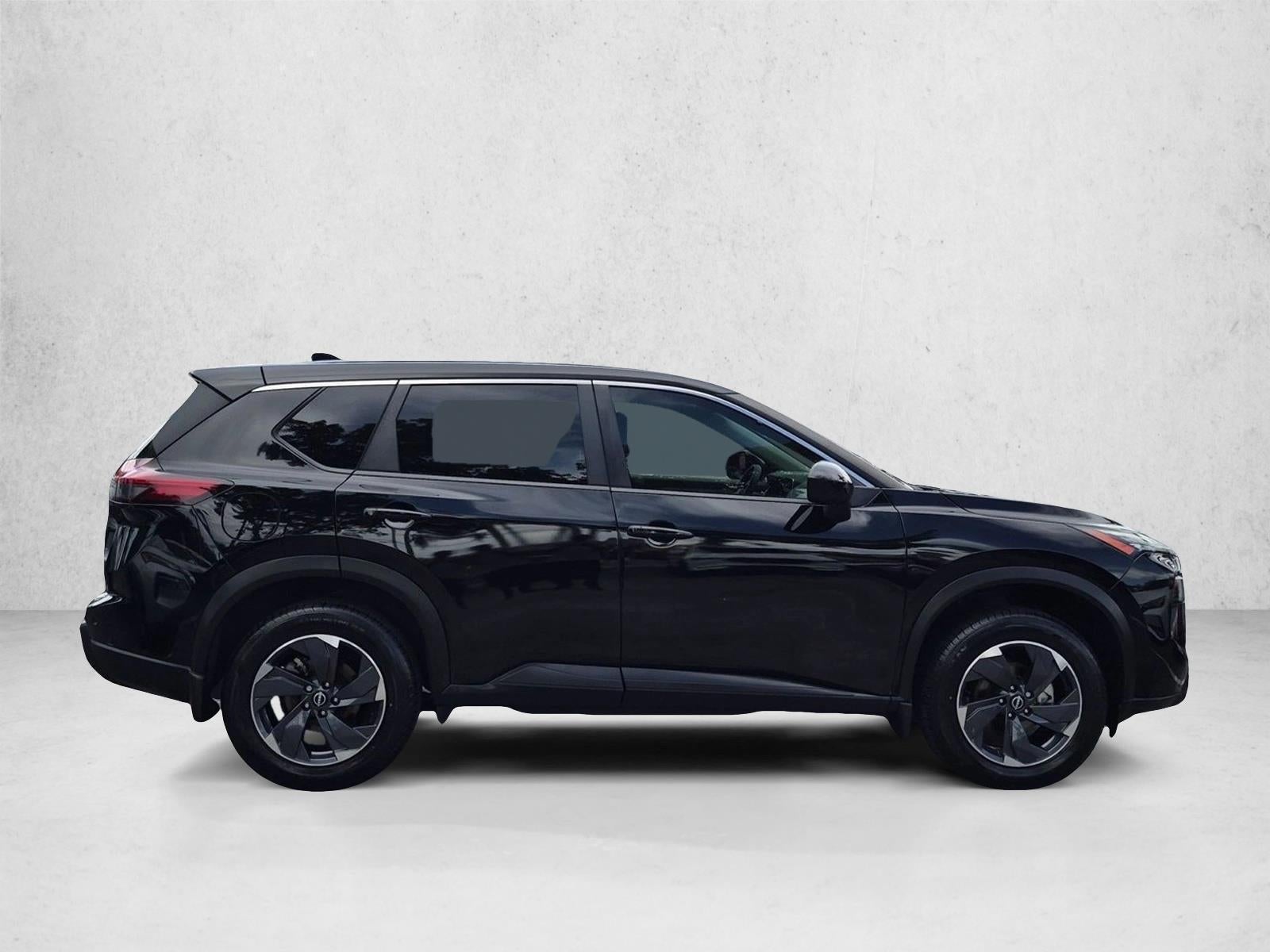 2024 Nissan Rogue FWD SV