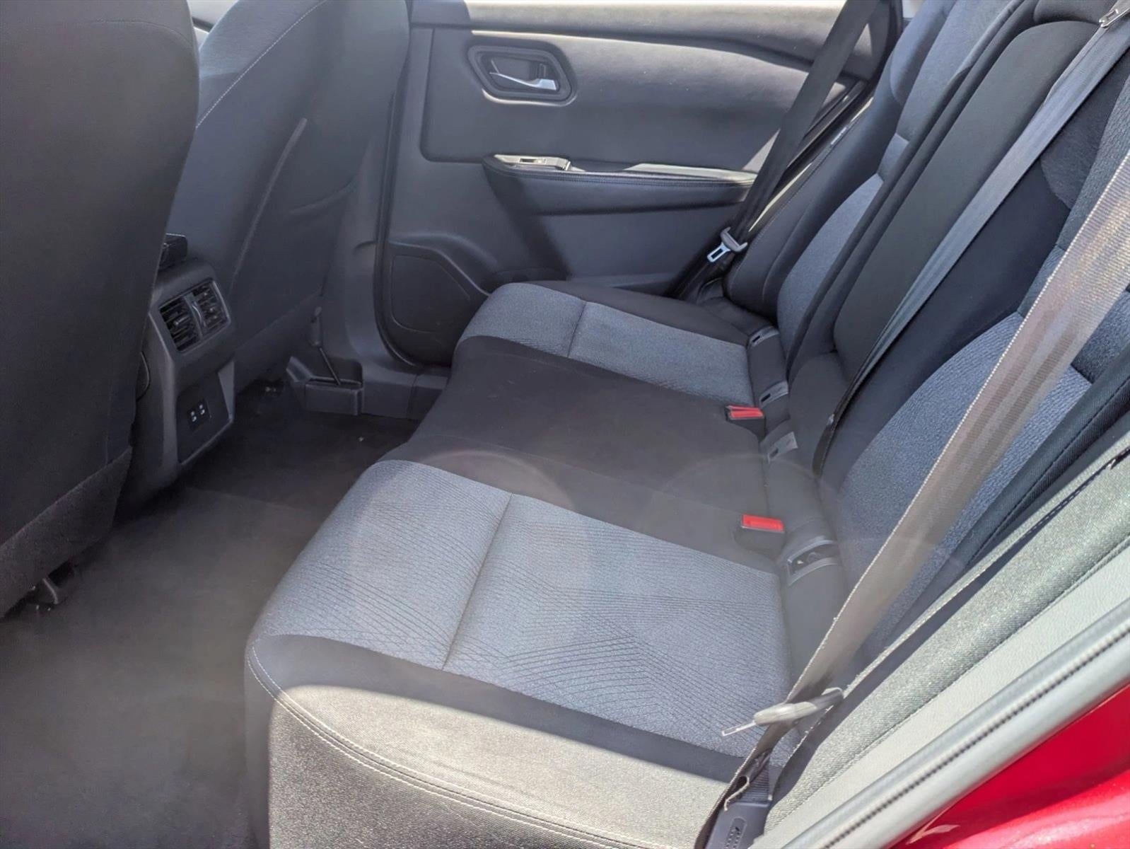 2024 Nissan Rogue AWD SV