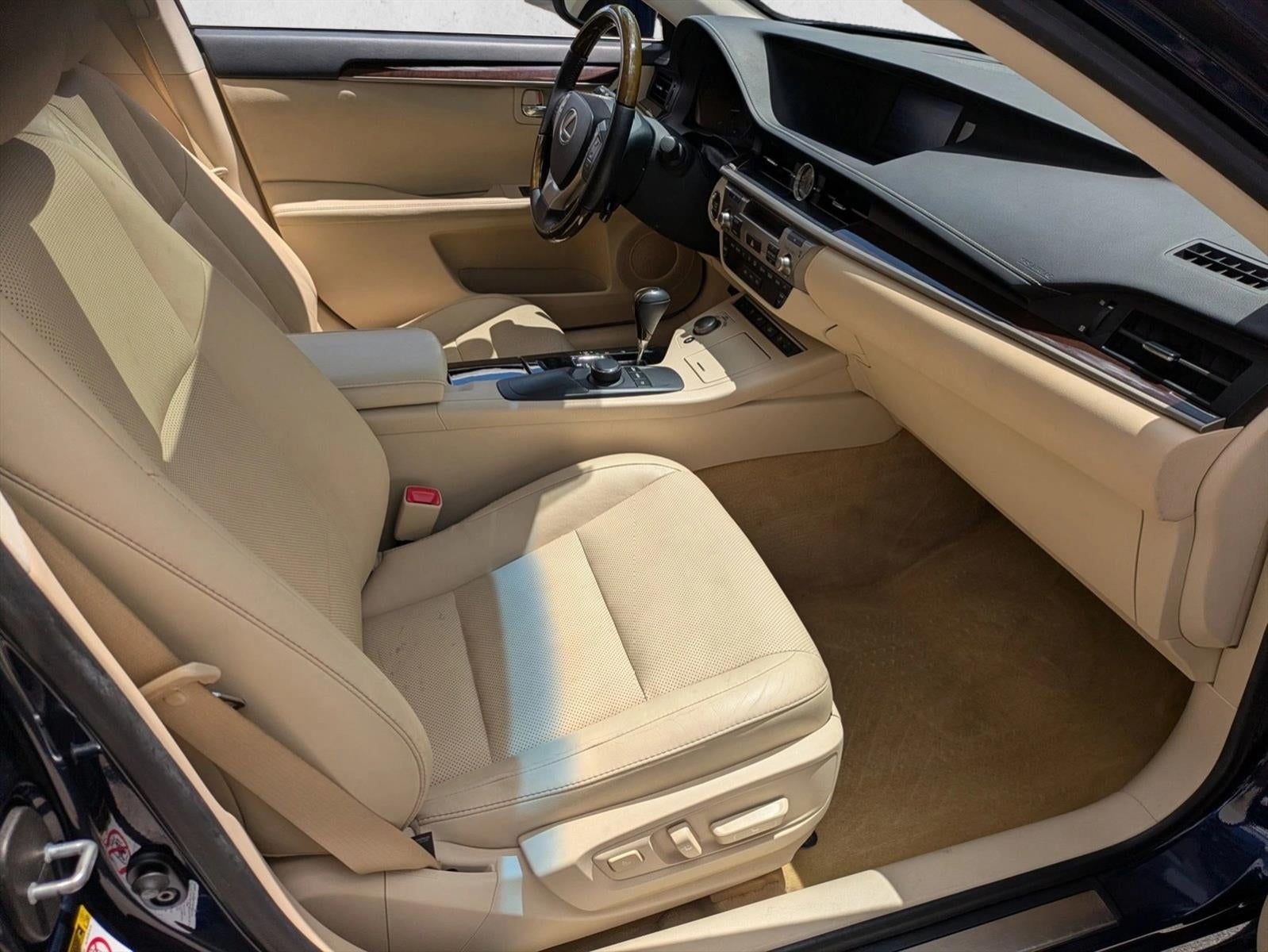 2013 Lexus ES 350 4dr Sdn