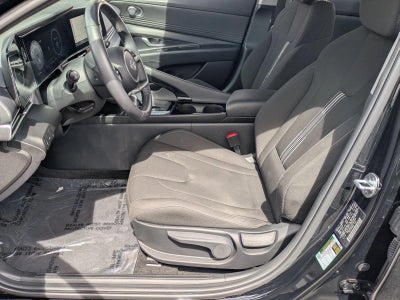 2023 Hyundai ELANTRA SEL IVT