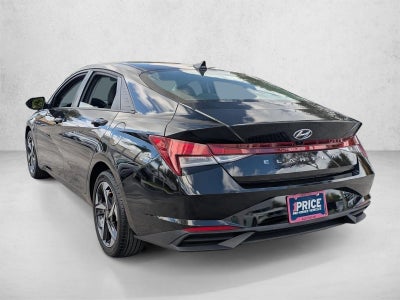 2023 Hyundai ELANTRA SEL IVT
