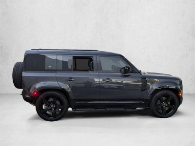 2024 Land Rover Defender 110 P400 X-Dynamic SE