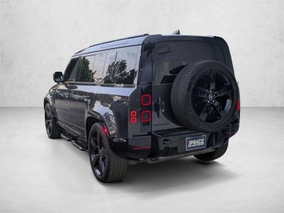 2024 Land Rover Defender 110 P400 X-Dynamic SE