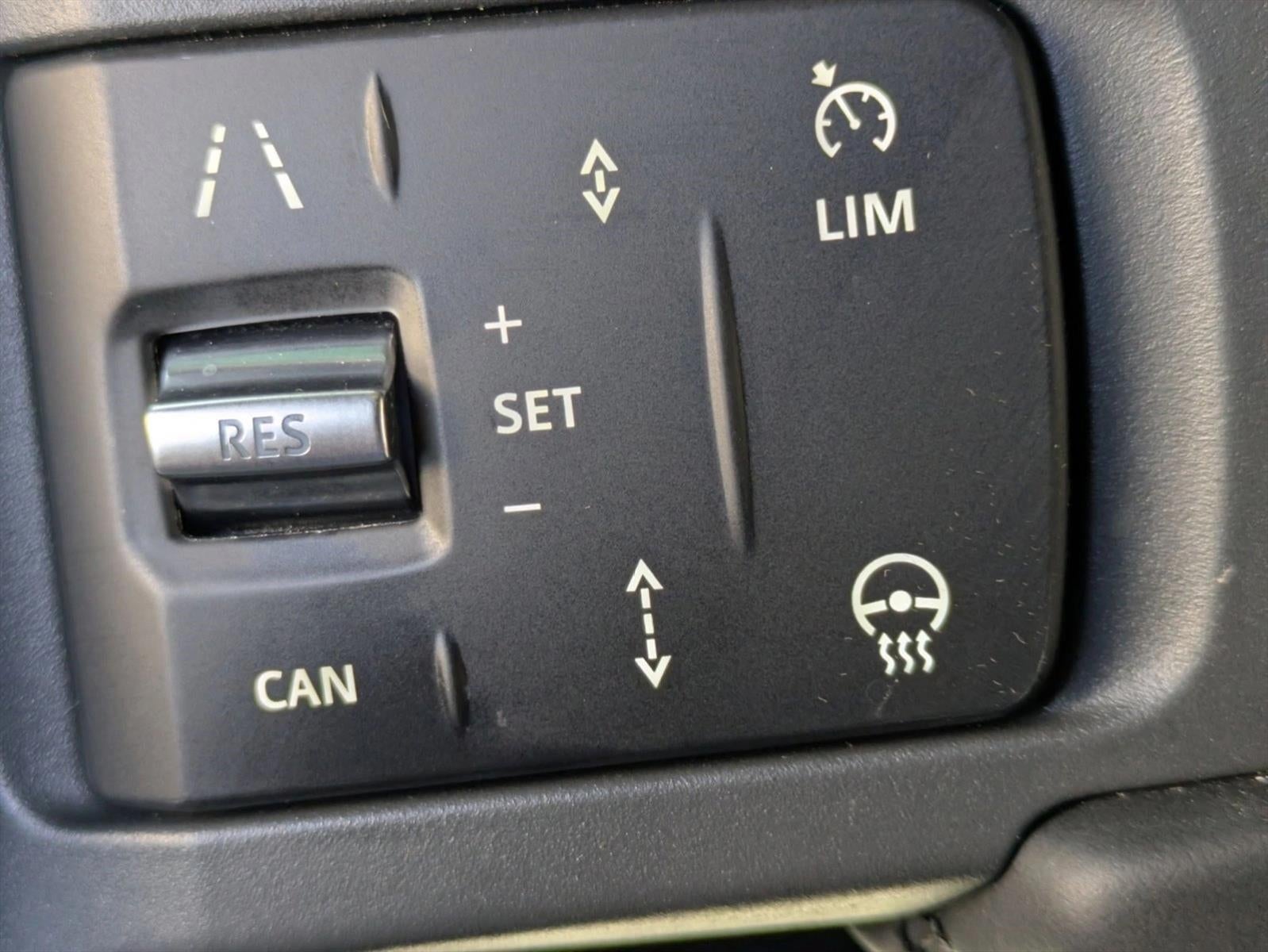 2025 Land Rover Defender 110 P400 S