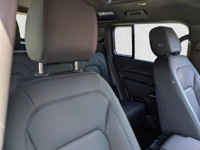 2025 Land Rover Defender 110 P400 S