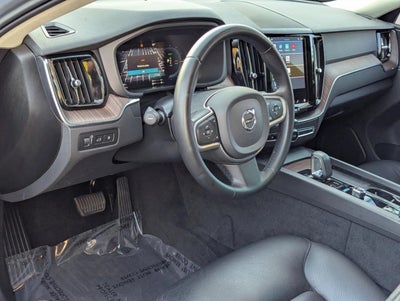 2022 Volvo XC60 Recharge Plug-In Hybrid T8 eAWD PHEV Inscription Expression