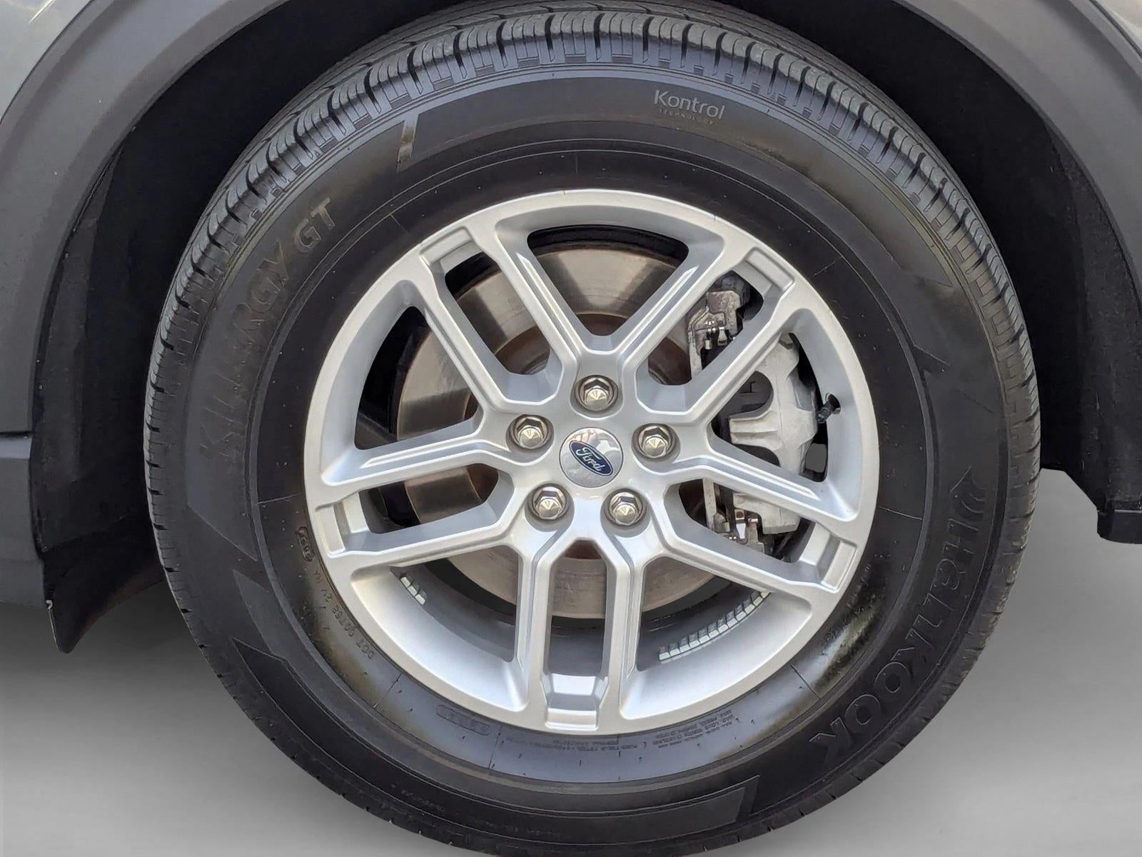 2025 Ford Explorer Active RWD