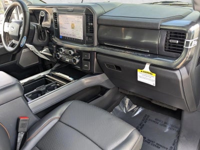 2025 Ford Super Duty F-250 SRW LARIAT 4WD Crew Cab 6.75' Box