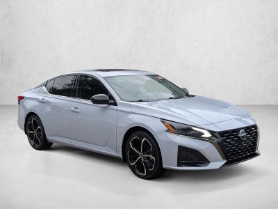 2023 Nissan Altima 2.5 SR Sedan