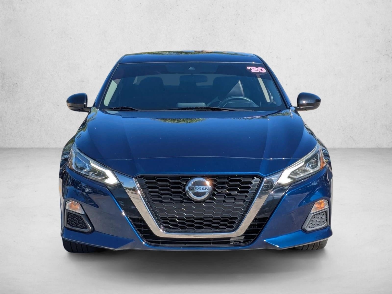 2020 Nissan Altima 2.5 SR Sedan
