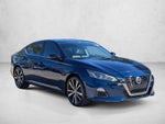 2020 Nissan Altima 2.5 SR Sedan