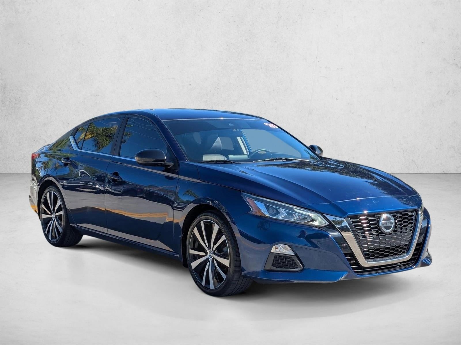 2020 Nissan Altima 2.5 SR Sedan