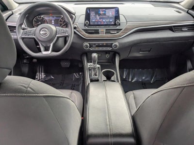 2023 Nissan Altima 2.5 SV Sedan