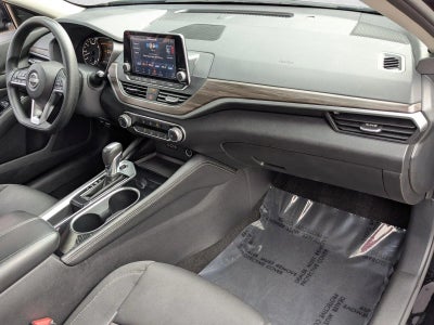 2023 Nissan Altima 2.5 SV Sedan