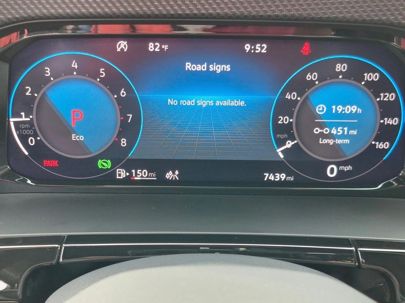 2025 Volkswagen Atlas Cross Sport 2.0T SEL Premium R-Line 4MOTION