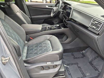 2025 Volkswagen Atlas Cross Sport 2.0T SEL Premium R-Line 4MOTION