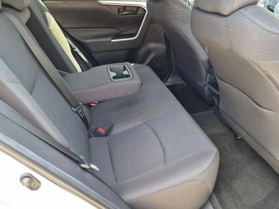 2019 Toyota RAV4 LE FWD (GS)