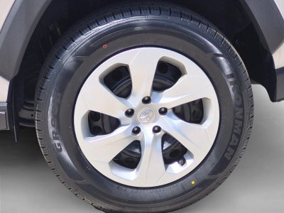 2019 Toyota RAV4 LE FWD (GS)