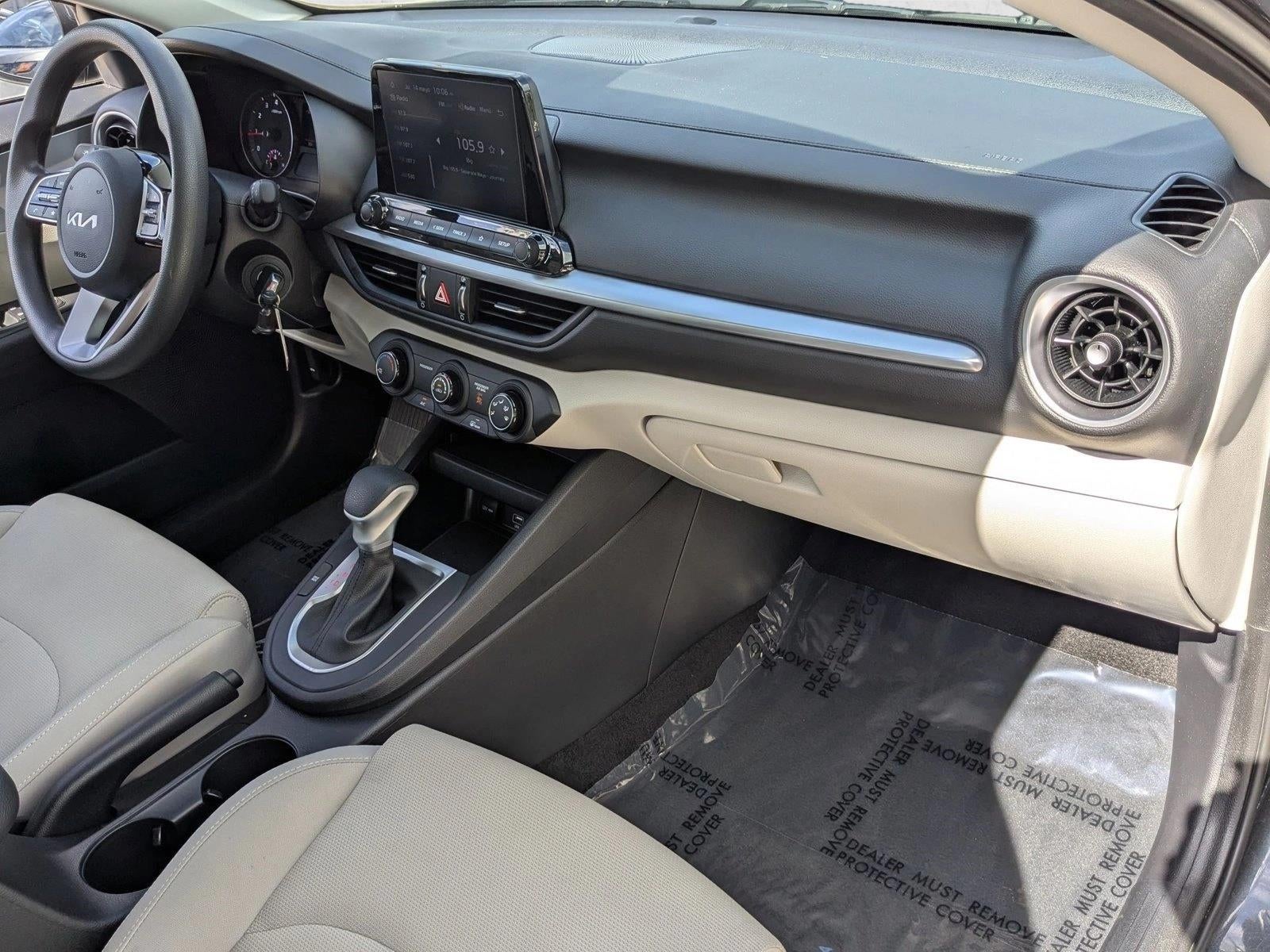 2023 Kia Forte LXS IVT