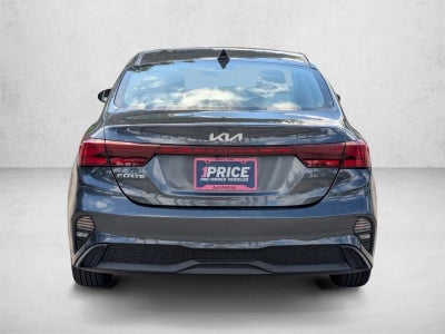 2023 Kia Forte LXS IVT