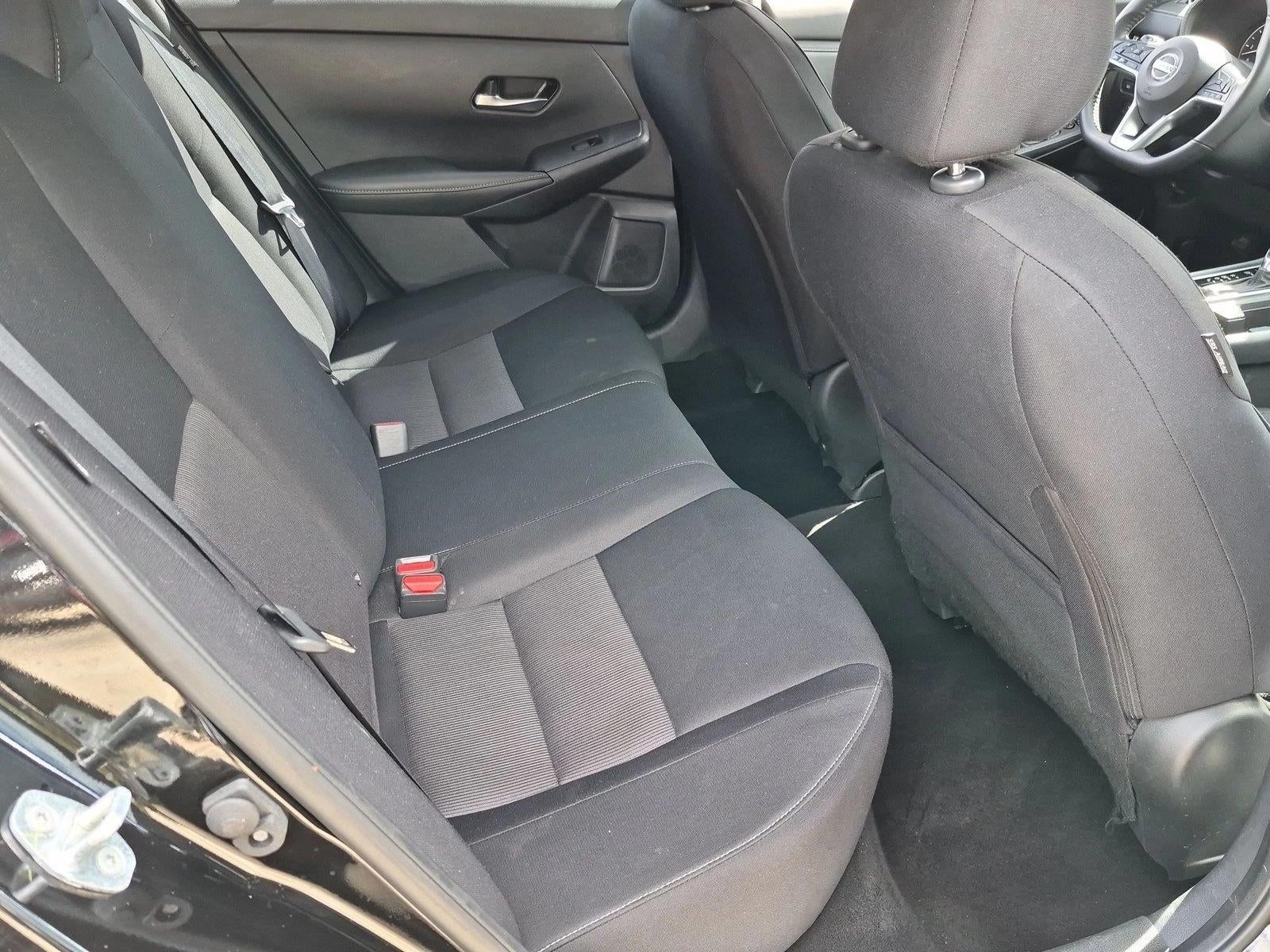 2023 Nissan Sentra SV CVT