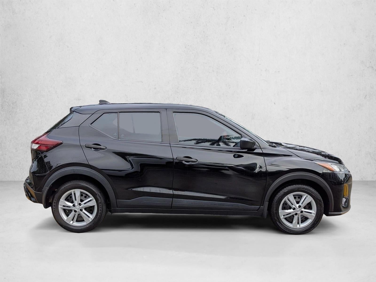 2023 Nissan Kicks S FWD