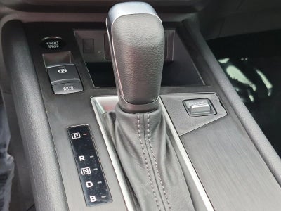 2025 Nissan Kicks SV FWD