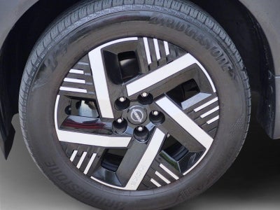2025 Nissan Kicks SV FWD